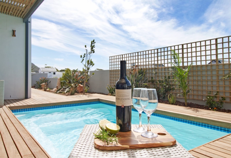 4 Bedroom Property for Sale in Kommetjie Western Cape